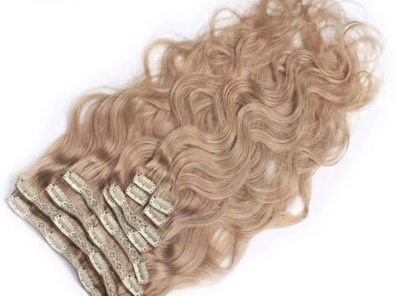 Extensiones de clip onduladas de pelo natural
